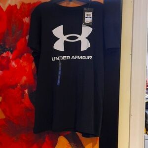 WOMEN'S AUTHENTIC UNDER ARMOUR SPORTS T-SHIRT SIZE XL LOOSE FIT
